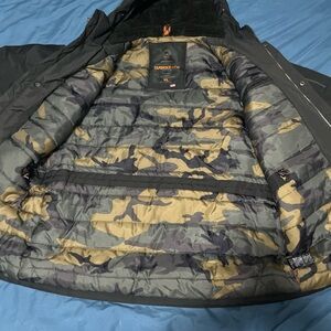 Hawke & Co Black Puffer Jacket with Olive Green Camo Lining